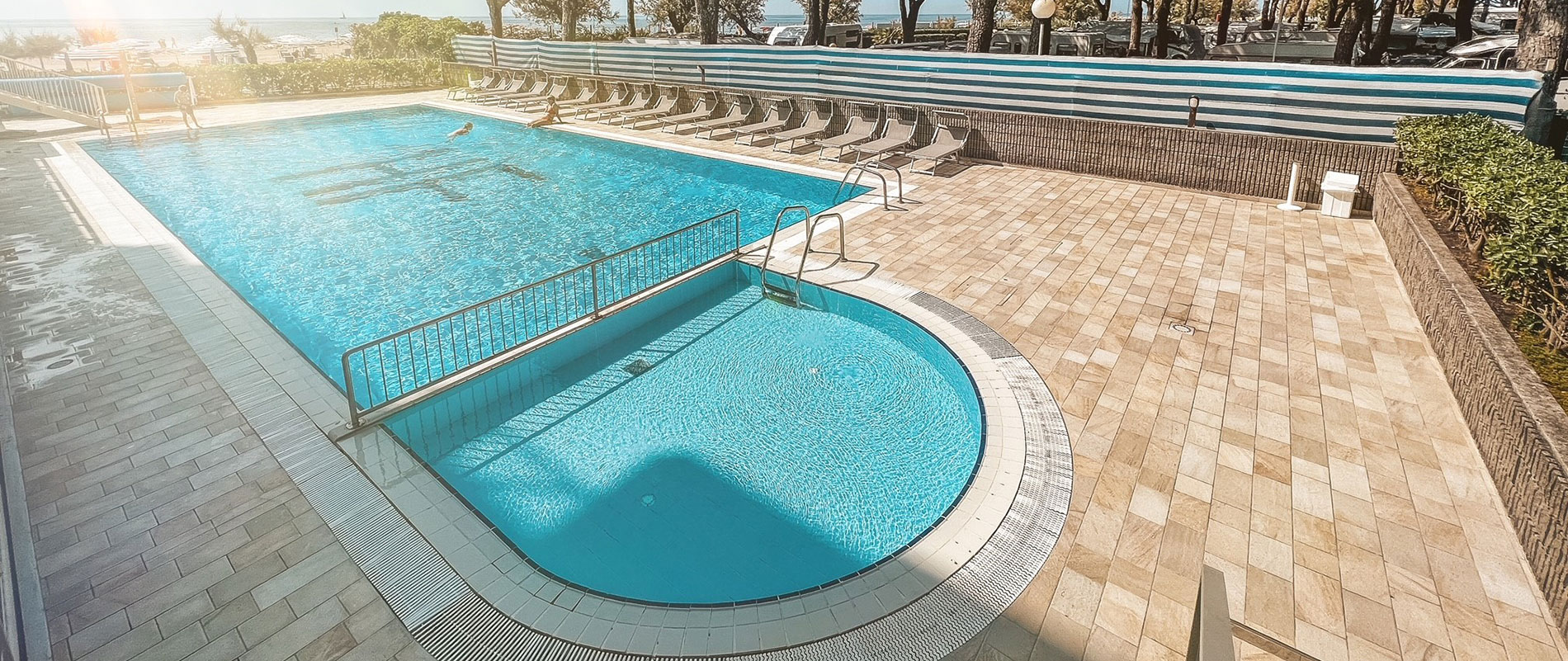 Hotel Fenix : Albergo con piscina fronte mare : Cavallino - Venezia